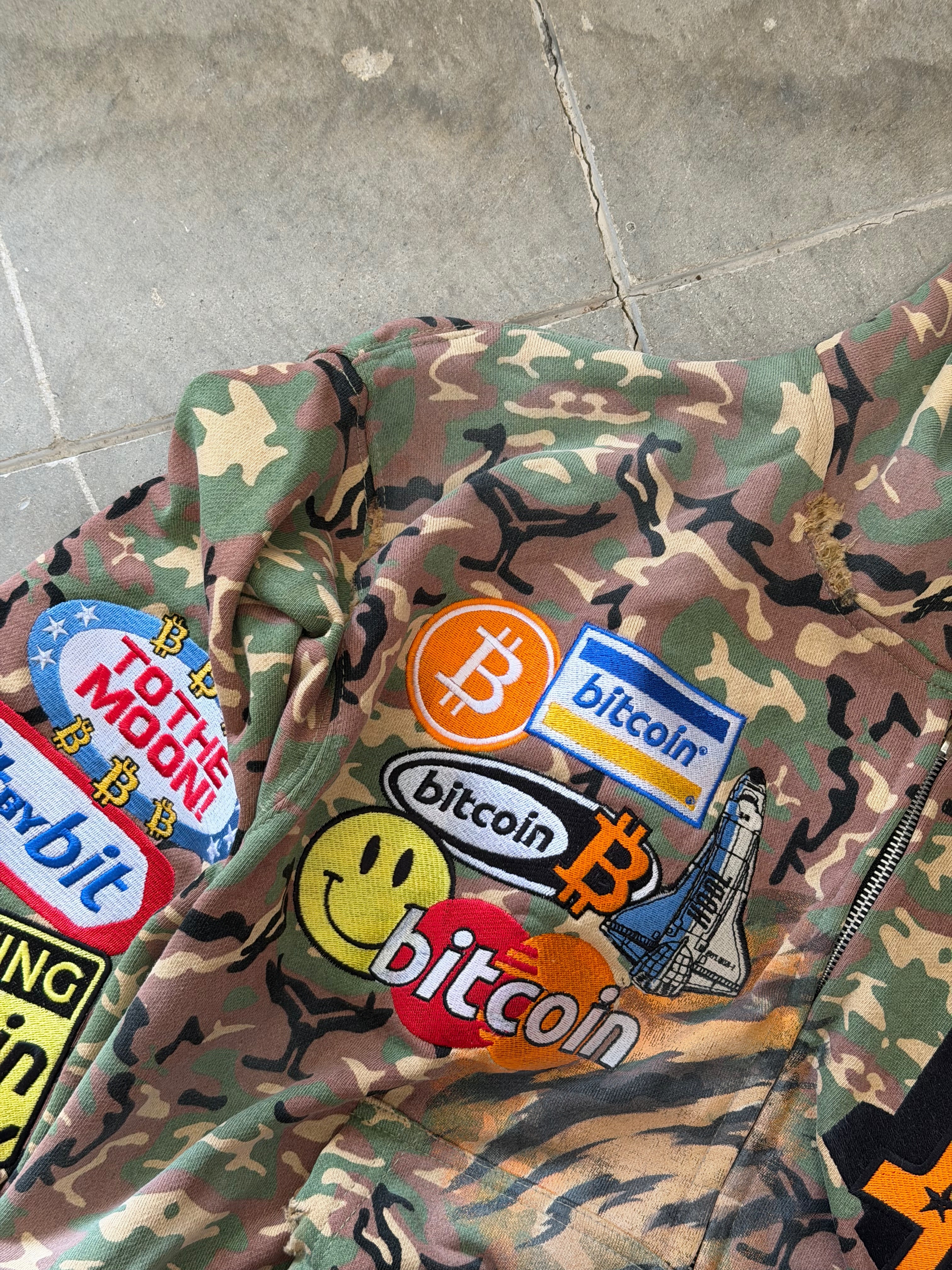 BITCOIN “CAMO” K1 ZIP UP