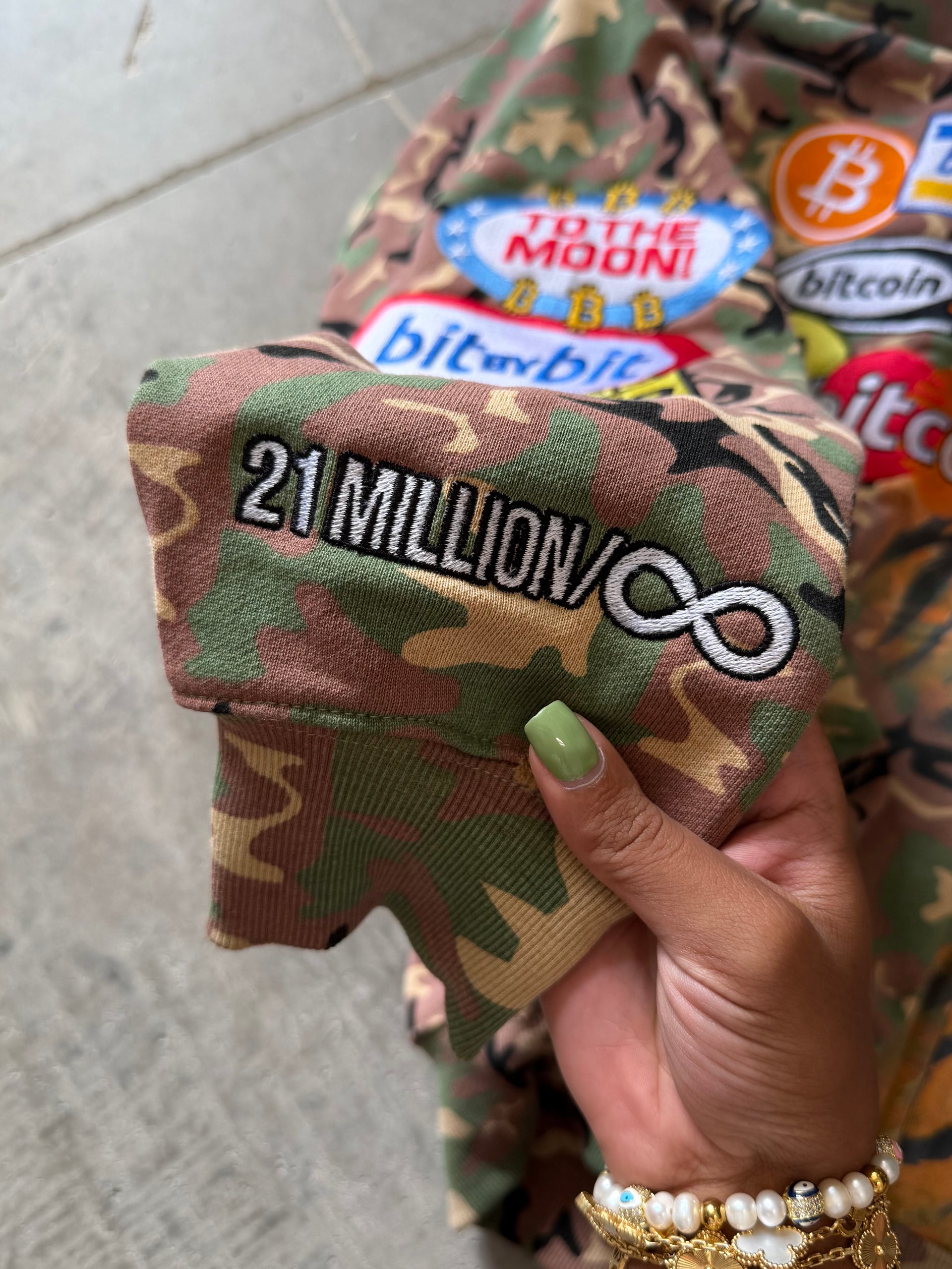 BITCOIN “CAMO” K1 ZIP UP